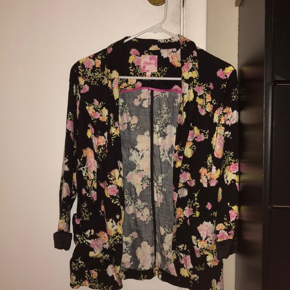 Candie’s Brand Floral Blazer - Picture 1 of 3